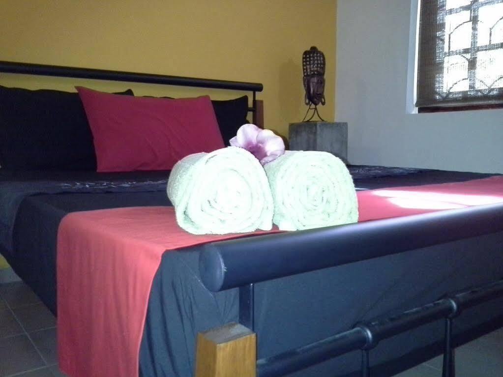 ニュージゴダ ブリーズ オブ パラダイス Bed & Breakfast エクステリア 写真